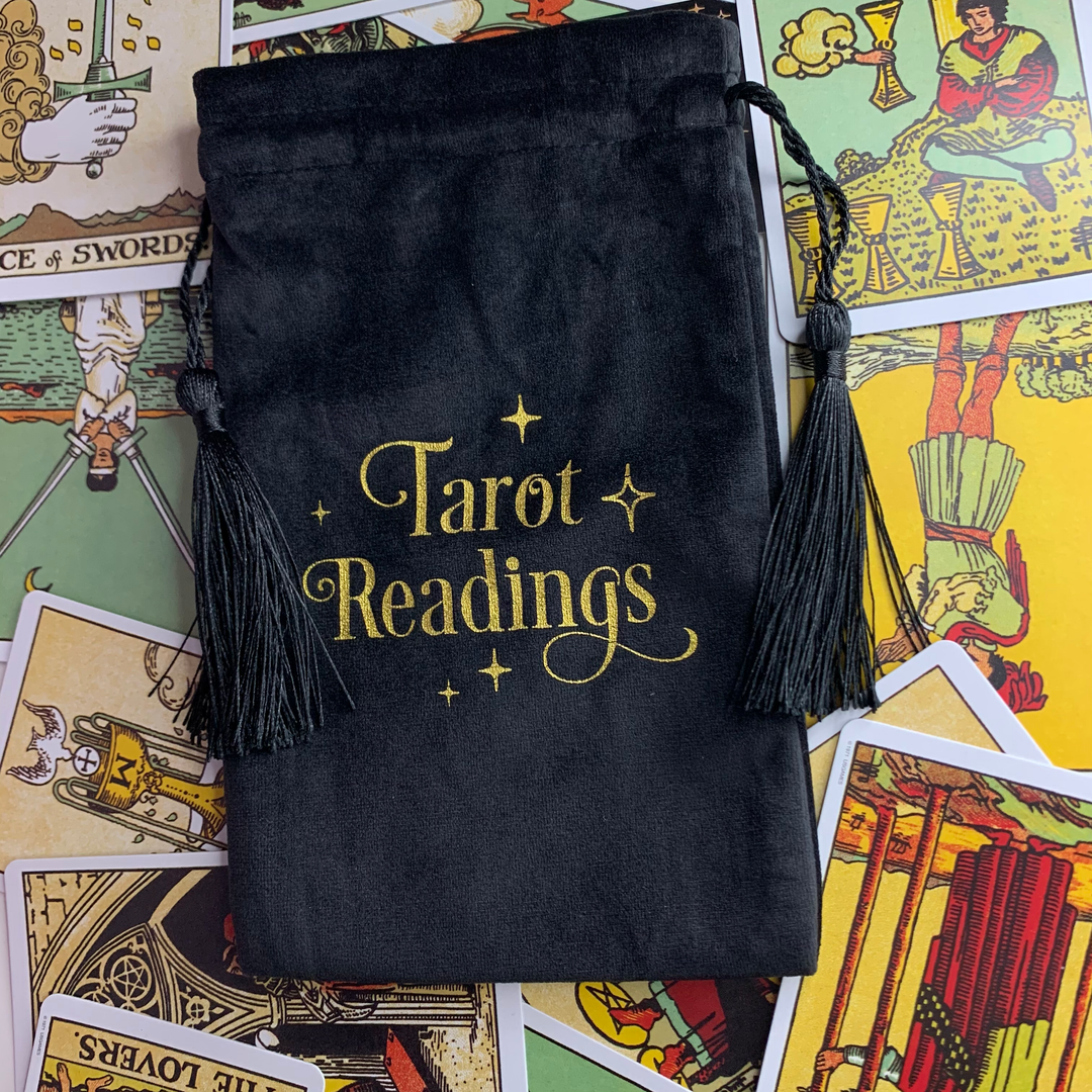 Black Tarot Readings Drawstring Pouch