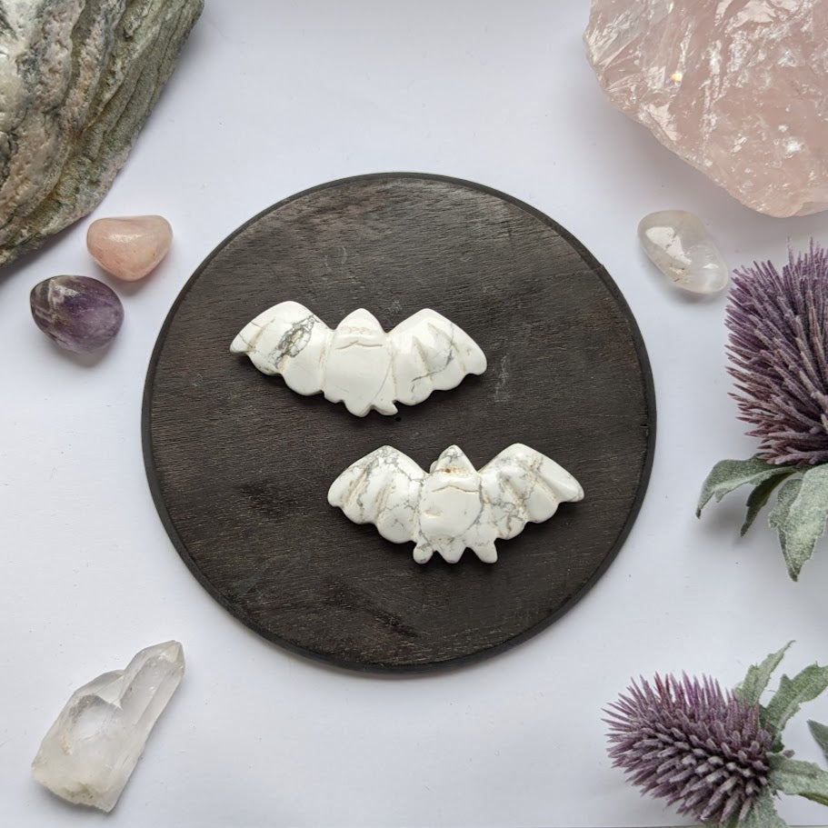 White Howlite Bat