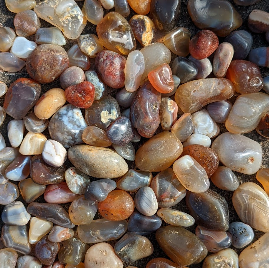 Red Line Agate Tumblestone