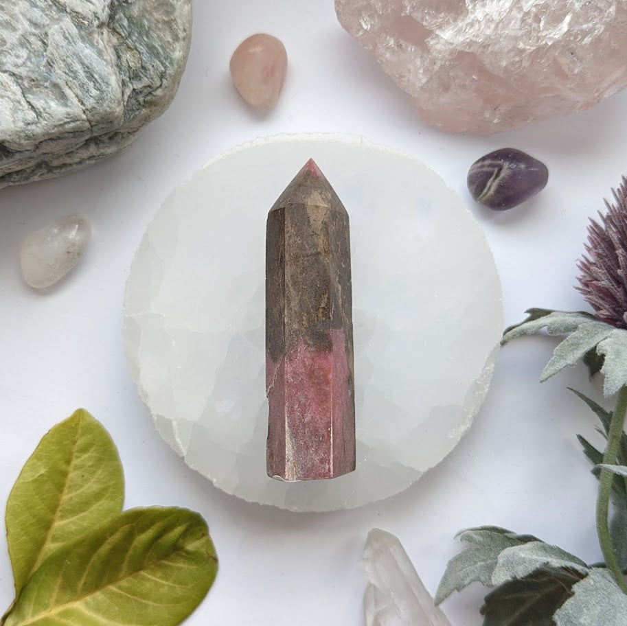 Rhodonite Point 80-89g